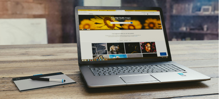 Laptop displaying a modern website, ideal for creating a website for your solar business.