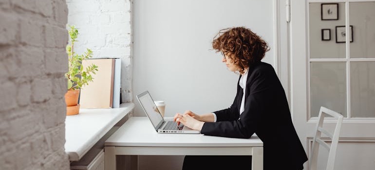 A person reading and checking an article on health, which helps prevent AI compliance risks in healthcare marketing
