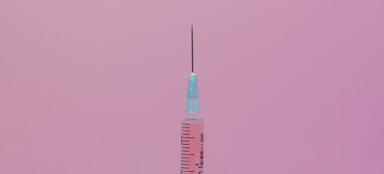A syringe used for cosmetic treatments
